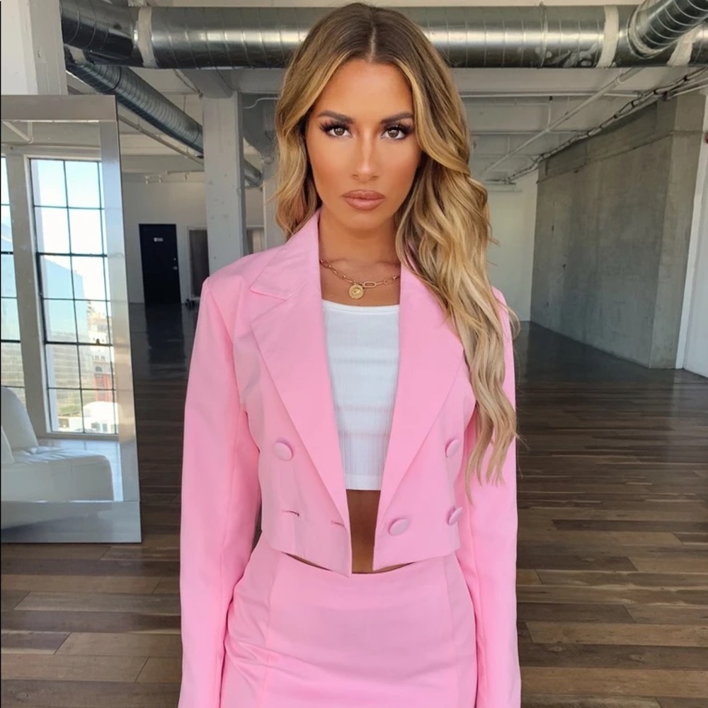 KIMBERLY BLAZER Tiger mist cropped blazer